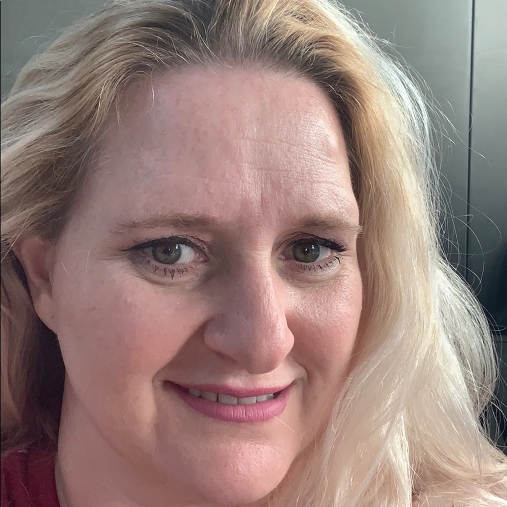 Meet your Posher, Tiffany